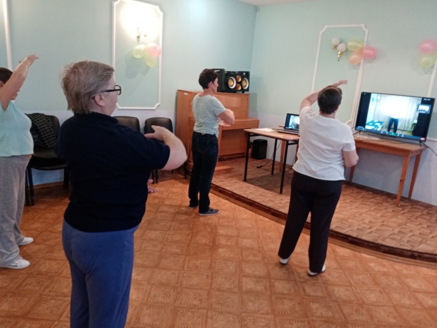 Прошло занятие цигун-онлайн для центра "Исток" на Полбина 45А